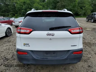 2016 Jeep Cherokee Altitude z VIN 1C4PJMCB5GW300818, wystawiony jako Copart lot #60540115 z przebiegiem 55 749 mil mil oraz Szkoda całkowita • Salvage title. Historia ofert i sprzedaży dostępna na DreamBid. Obrazek 6.