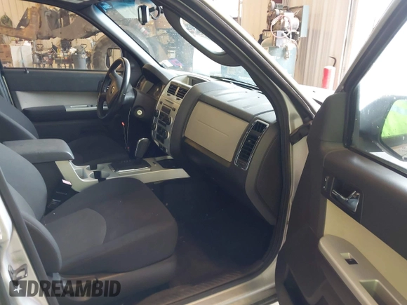 2010 Mercury Mariner с VIN 4M2CN9BG8AKJ08430, выставлен на аукционе IAAI как лот 42550706 с пробегом 169 069 миль миль и . История ставок и продаж доступна на DreamBid. Изображение 5.