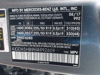 2017 Mercedes-Benz GLE with VIN 4JGDA5HB9HA992609, listed as a IAAI auction lot 41724638 with 205,921 mi miles. Bid and sale history available at carsss.com. Image 9.