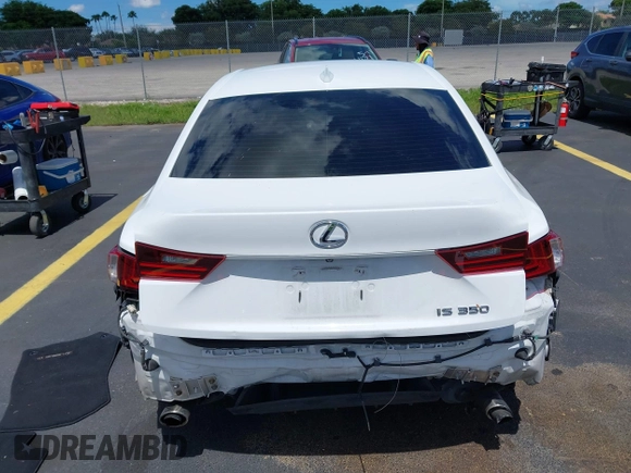 2014 Lexus IS 350 with VIN JTHBE1D29E5000826, listed as a IAAI auction lot 42487356 with 137,731 mi miles and . Bid and sale history available at DreamBid. Image 17.