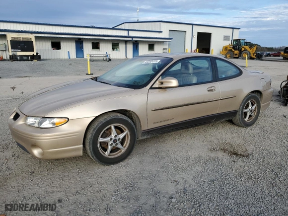 2002 Pontiac Grand Prix GT with VIN 1G2WP12K12F144137, listed as a Copart auction lot 43333415 with 181,075 mi miles and Salvage Title. Bid and sale history available at carsss.com. Image 1.