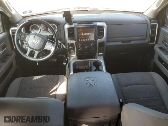 2015 Ram 1500 Big Horn z VIN 1C6RR7LT7FS746252, wystawiony jako Copart lot #49846765 z przebiegiem 126 799 mil mil oraz Szkoda całkowita • Salvage title. Historia ofert i sprzedaży dostępna na DreamBid. Obrazek 8.