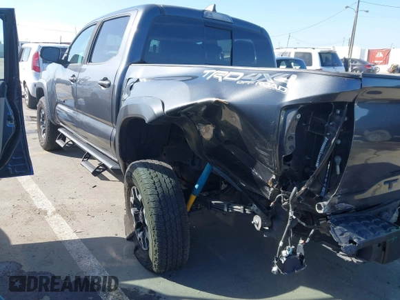 2020 Toyota Tacoma SR5 with VIN 3TMCZ5AN2LM351472, listed as a IAAI auction lot 41621286 with 48,402 mi miles and . Bid and sale history available at DreamBid. Image 6.