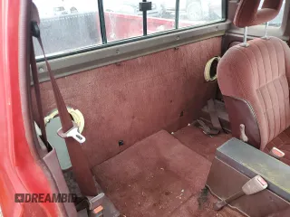 1993 Nissan Hardbody z VIN 1N6HD16S0PC319877, wystawiony jako Copart lot #50015745 z przebiegiem 162 441 mil mil oraz Szkoda całkowita • Salvage title. Historia ofert i sprzedaży dostępna na DreamBid. Obrazek 10.