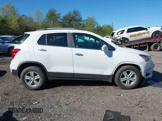 2020 Chevrolet Trax LT with VIN KL7CJLSB9LB005813, listed as a IAAI auction lot 41802888 with 31,212 mi miles and . Bid and sale history available at DreamBid. Image 13.
