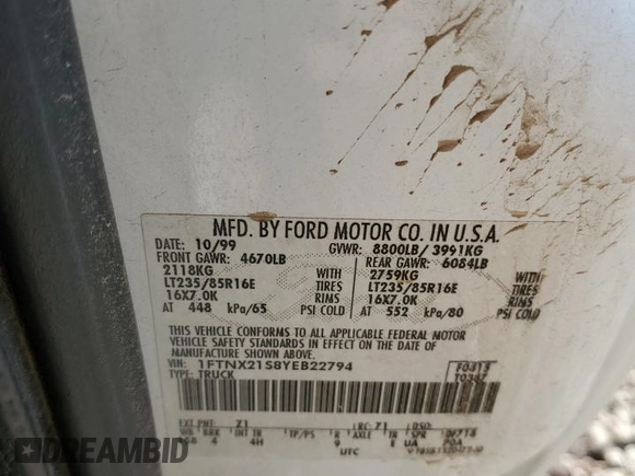 2000 Ford F-250 XL with VIN 1FTNX21S8YEB22794, listed as a Copart auction lot 85053244 with 378,577 mi miles and Clean title. Bid and sale history available at DreamBid. Image 12.
