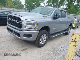 2024 Ram 2500 Big Horn with VIN 3C6UR5DJ1RG186140, listed as a IAAI auction lot 42244804 with 18,907 mi miles and . Bid and sale history available at DreamBid. Image 16.