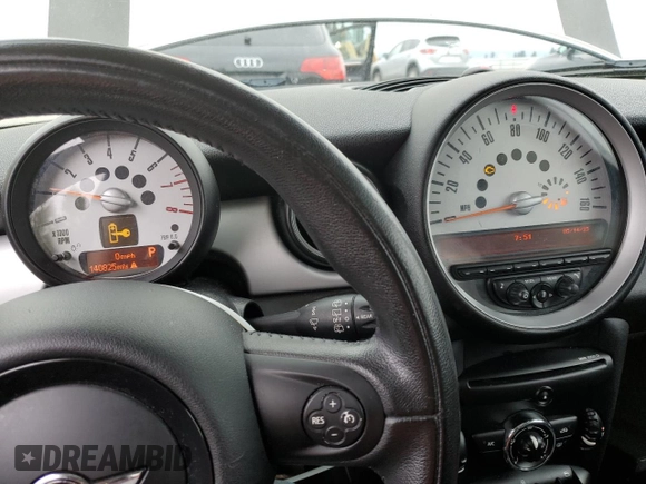 2013 MINI Hardtop with VIN WMWSU3C55DT546249, listed as a Copart auction lot 56799675 with 140,825 mi miles and Clean Title. Bid and sale history available at DreamBid. Image 9.