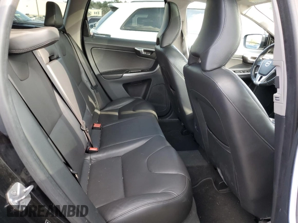 2016 Volvo XC60 T5 Premier с VIN YV4612RKXG2926036, выставлен на аукционе Copart как лот 43135965 с пробегом 120 403 миль миль и Списание • Salvage title. История ставок и продаж доступна на DreamBid. Изображение 11.