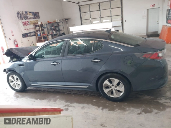 2015 Kia Optima with VIN KNAGM4AD8F5085867, listed as a IAAI auction lot 42418366 with 147,750 mi miles and . Bid and sale history available at DreamBid. Image 15.