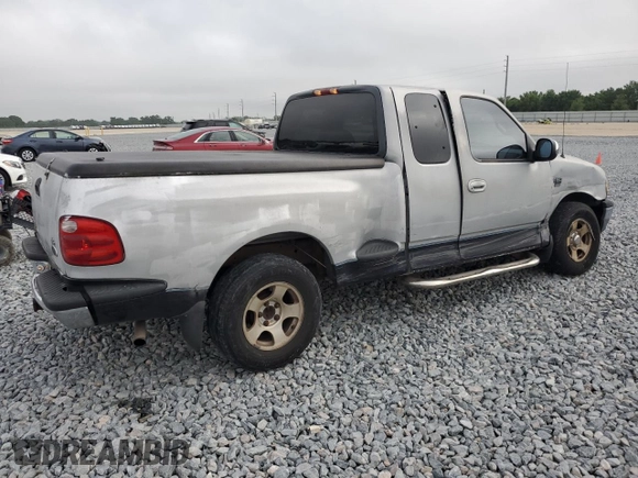 2000 Ford F-150 XL z VIN 2FTRX07L1YCA33404, wystawiony jako Copart lot #51214145 z przebiegiem Nie podano mil oraz Szkoda całkowita • Salvage title. Historia ofert i sprzedaży dostępna na DreamBid. Obrazek 3.