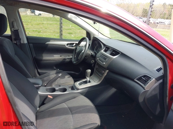 2014 Nissan Sentra SR with VIN 3N1AB7AP6EY269235, listed as a IAAI auction lot 41910232 with 183,841 mi miles. Bid and sale history available at carsss.com. Image 5.
