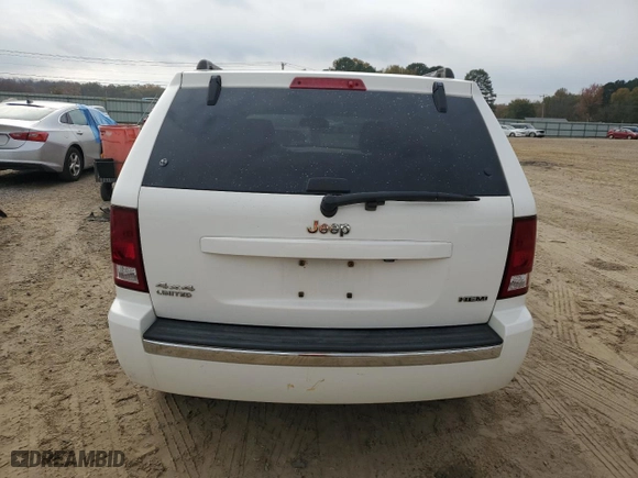 2007 Jeep Grand Cherokee Limited with VIN 1J8HR58267C572574, listed as a Copart auction lot 82717134 with 180,991 mi miles and Salvage Title. Bid and sale history available at carsss.com. Image 6.