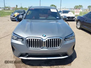 2024 BMW X3 sDrive30i z VIN 5UX43DP09R9W84494, wystawiony jako IAAI lot #41981761 z przebiegiem 14 066 mil mil oraz . Historia ofert i sprzedaży dostępna na DreamBid. Obrazek 6.