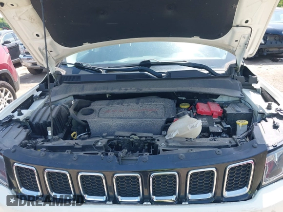2019 Jeep Compass Limited with VIN 3C4NJCCB4KT743865, listed as a IAAI auction lot 42365744 with 65,273 mi miles and . Bid and sale history available at DreamBid. Image 10.