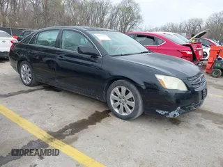 2006 Toyota Avalon XL with VIN 4T1BK36B66U096128, listed as a IAAI auction lot 41813449 with 213,705 mi miles. Bid and sale history available at carsss.com. Image 1.