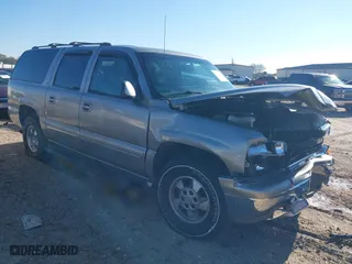2003 Chevrolet Suburban LT with VIN 1GNFK16Z83J104919, listed as a IAAI auction lot 41251497 with 415,273 mi miles. Bid and sale history available at carsss.com. Image 1.