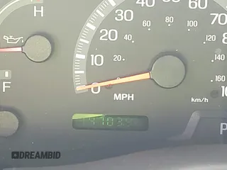 2003 Ford F-150 XLT with VIN 1FTRW07L13KD81923, listed as a IAAI auction lot 42112168 with 147,039 mi miles. Bid and sale history available at carsss.com. Image 7.