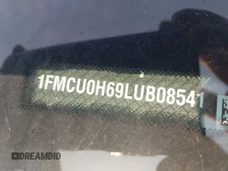 2020 Ford Escape SEL с VIN 1FMCU0H69LUB08541, выставлен на аукционе IAAI как лот 42476865 с пробегом 82 059 миль миль и . История ставок и продаж доступна на DreamBid. Изображение 9.