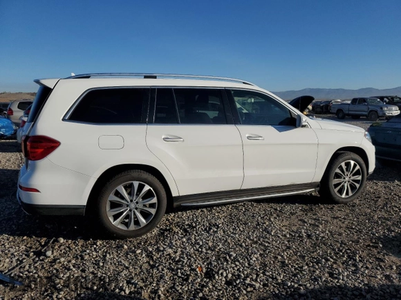2016 Mercedes-Benz GL with VIN 4JGDF6EE7GA689204, listed as a Copart auction lot 78538184 with 95,611 mi miles and Salvage Title. Bid and sale history available at carsss.com. Image 3.