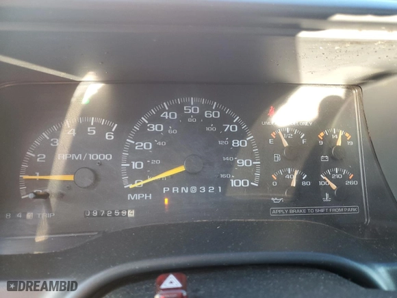 1998 Chevrolet Tahoe with VIN 1GNEK13R6WJ349240, listed as a Copart auction lot 83610514 with 97,259 mi miles and Clean Title. Bid and sale history available at carsss.com. Image 9.