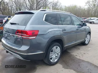 2018 Volkswagen Atlas SEL Premium with VIN 1V2NR2CA2JC592186, listed as a IAAI auction lot 41923620 with 108,162 mi miles and . Bid and sale history available at DreamBid. Image 4.