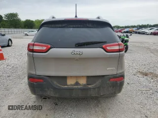 2018 Jeep Cherokee Latitude z VIN 1C4PJLCB1JD566642, wystawiony jako Copart lot #55816365 z przebiegiem 65 433 mil mil oraz Szkoda całkowita • Salvage title. Historia ofert i sprzedaży dostępna na DreamBid. Obrazek 6.