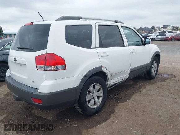 2009 Kia Borrego EX with VIN KNDJH741595027770, listed as a IAAI auction lot 41885223 with 125,417 mi miles. Bid and sale history available at carsss.com. Image 4.