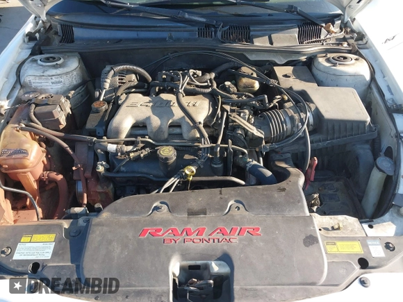 2000 Pontiac Grand Am GT with VIN 1G2NW52E9YM800122, listed as a IAAI auction lot 41337074 with 235,640 mi miles. Bid and sale history available at carsss.com. Image 10.