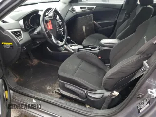 2017 Hyundai Veloster with VIN KMHTC6AD8HU318439, listed as a Copart auction lot 43322083 with 64,664 mi miles. Bid and sale history available at carsss.com. Image 7.