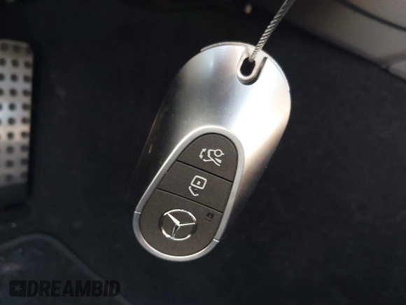 2025 Mercedes-Benz CLE 300 z VIN W1KMJ4HB6SF059099, wystawiony jako IAAI lot #42157426 z przebiegiem 5542 mil mil oraz . Historia ofert i sprzedaży dostępna na DreamBid. Obrazek 11.