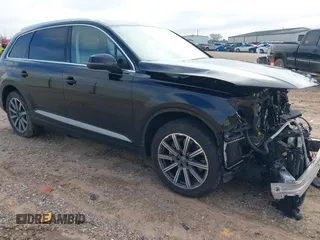 2017 Audi Q7 Prestige with VIN WA1VAAF70HD035942, listed as a IAAI auction lot 41644166 with 1 mi miles. Bid and sale history available at carsss.com. Image 1.