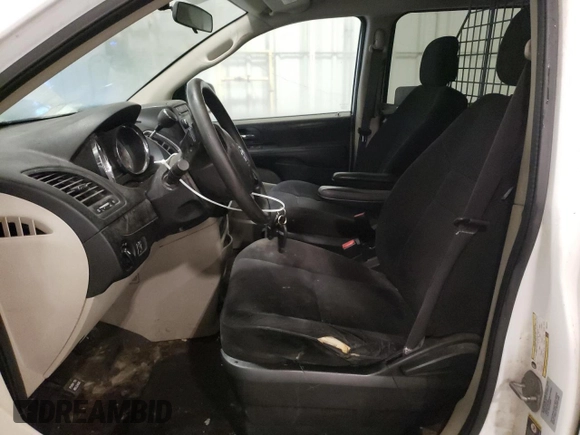 2015 Ram Cargo Van Tradesman with VIN 2C4JRGAG9FR531873, listed as a Copart auction lot 83034794 with 197,030 mi miles and Clean Title. Bid and sale history available at carsss.com. Image 7.