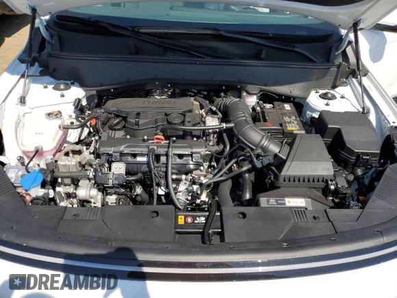 2024 Hyundai Kona Limited with VIN KM8HECA38RU123397, listed as a Copart auction lot 58835174 with 1,225 mi miles and Salvage Title. Bid and sale history available at DreamBid. Image 12.