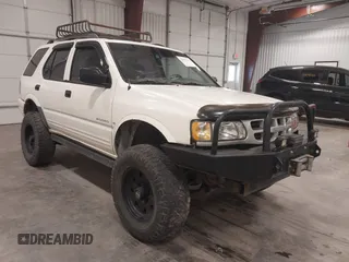 1998 Isuzu Rodeo S with VIN 4S2CM58W8W4363868, listed as a IAAI auction lot 42073264 with 204,885 mi miles and . Bid and sale history available at DreamBid. Image 1.