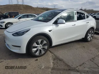 2021 Tesla Model Y Long Range with VIN 5YJYGDEEXMF299515, listed as a Copart auction lot 51978555 with 30,459 mi miles and Salvage Title. Bid and sale history available at carsss.com. Image 1.