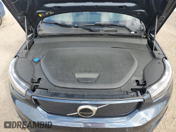 2022 Volvo XC40 Twin Plus z VIN YV4ED3UR5N2709889, wystawiony jako Copart lot #81162434 z przebiegiem 22 636 mil mil oraz Szkoda całkowita • Salvage title. Historia ofert i sprzedaży dostępna na DreamBid. Obrazek 12.