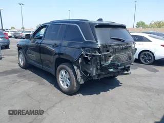 2022 Jeep Grand Cherokee Laredo with VIN 1C4RJHAG2N8595697, listed as a IAAI auction lot 42349561 with 39,073 mi miles and . Bid and sale history available at DreamBid. Image 3.
