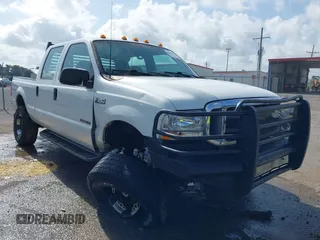 2000 Ford F-350 XL with VIN 1FTSW31F1YED21538, listed as a IAAI auction lot 42495694 with 208,087 mi miles and . Bid and sale history available at DreamBid. Image 1.
