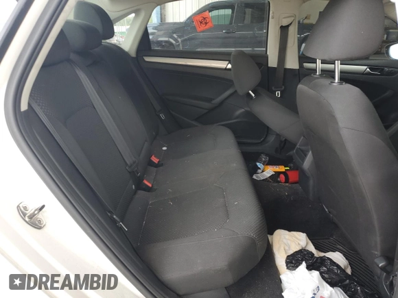 2012 Volkswagen Passat S с VIN 1VWAP7A30CC037230, выставлен на аукционе Copart как лот 62407865 с пробегом 161 242 миль миль и Списание • Salvage title. История ставок и продаж доступна на DreamBid. Изображение 10.