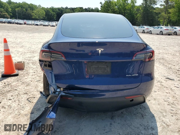 2024 Tesla Model Y Long Range with VIN 7SAYGAEE6RF202481, listed as a Copart auction lot 59208165 with 15,346 mi miles and Salvage title. Bid and sale history available at DreamBid. Image 6.