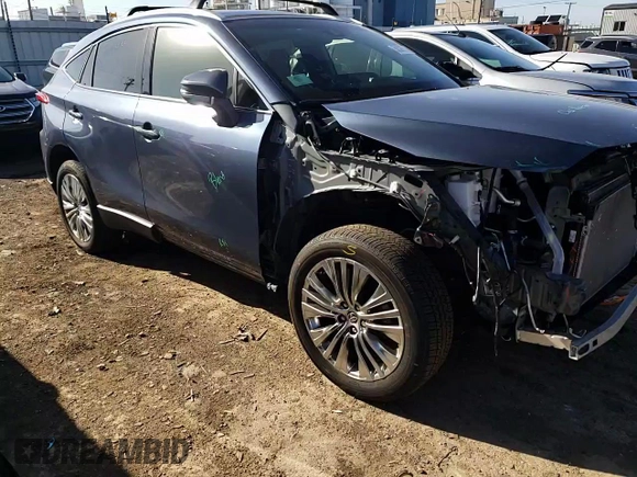 2022 Toyota Venza LE with VIN JTEAAAAH1NJ105669, listed as a Copart auction lot 50026774 with 7,923 mi miles. Bid and sale history available at carsss.com. Image 12.