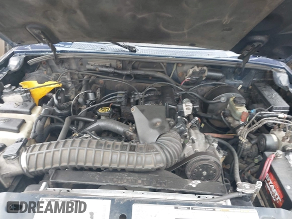 2000 Ford Ranger XLT with VIN 1FTZR15X2YTA80288, listed as a IAAI auction lot 42088424 with 271,049 mi miles. Bid and sale history available at carsss.com. Image 10.