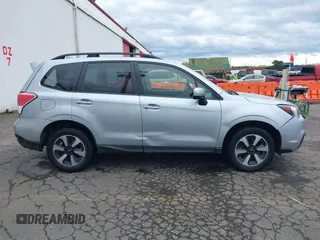2018 Subaru Forester Premium with VIN JF2SJAGC3JH498940, listed as a IAAI auction lot 41880493 with 127,817 mi miles. Bid and sale history available at carsss.com. Image 13.