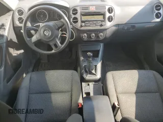 2011 Volkswagen Tiguan with VIN WVGCV7AX8BW511387, listed as a Copart auction lot 57284625 with 284,102 mi miles and Salvage title. Bid and sale history available at DreamBid. Image 8.