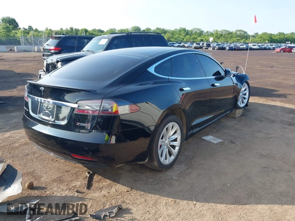 2018 Tesla Model S 75D with VIN 5YJSA1E45JF269282, listed as a IAAI auction lot 42404695 with 251,795 mi miles and . Bid and sale history available at DreamBid. Image 4.