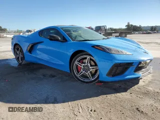 2022 Chevrolet Corvette 3LT z VIN 1G1YC2D42N5111848, wystawiony jako Copart lot #82081144 z przebiegiem 4 874 mil mil oraz Szkoda całkowita • Salvage title. Historia ofert i sprzedaży dostępna na DreamBid. Obrazek 4.