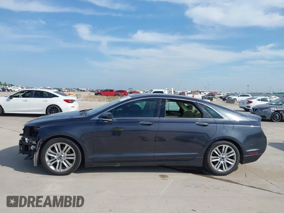 2014 Lincoln MKZ with VIN 3LN6L2GK7ER819756, listed as a IAAI auction lot 42242399 with 140,483 mi miles and . Bid and sale history available at DreamBid. Image 15.