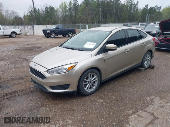 2017 Ford Focus SE with VIN 1FADP3F28HL236581, listed as a IAAI auction lot 41911991 with 61,990 mi miles. Bid and sale history available at carsss.com. Image 2.