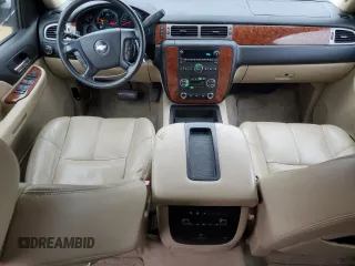 2008 Chevrolet Suburban Commercial with VIN 1GNFC16098R142909, listed as a Copart auction lot 86202704 with 234,876 mi miles and Clean Title. Bid and sale history available at carsss.com. Image 8.